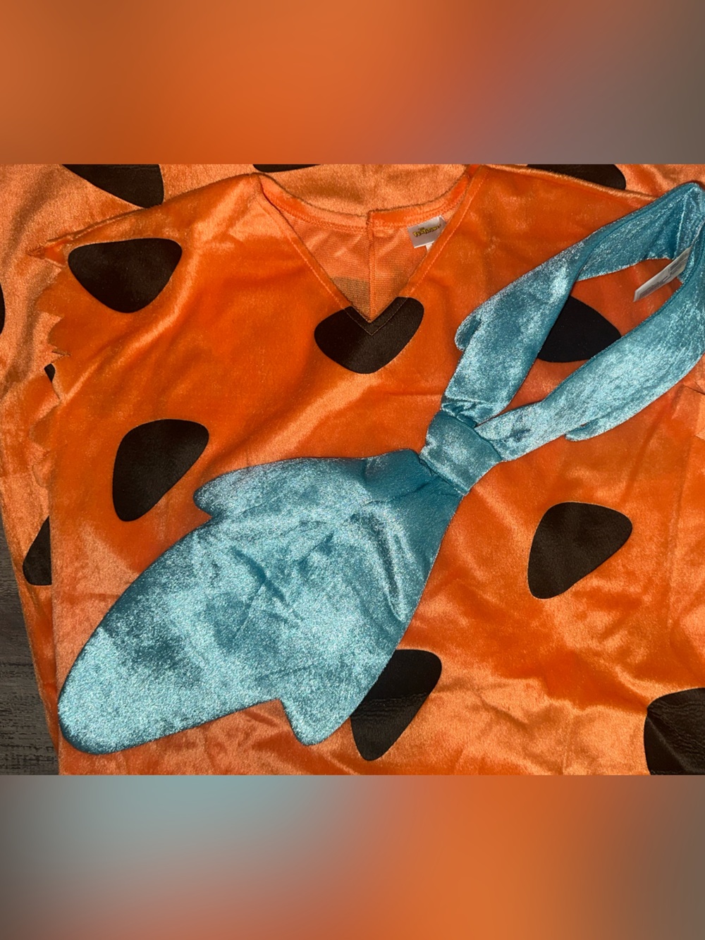 5 Piece Adult Fred Flintstone Costume - Picture 5 of 11